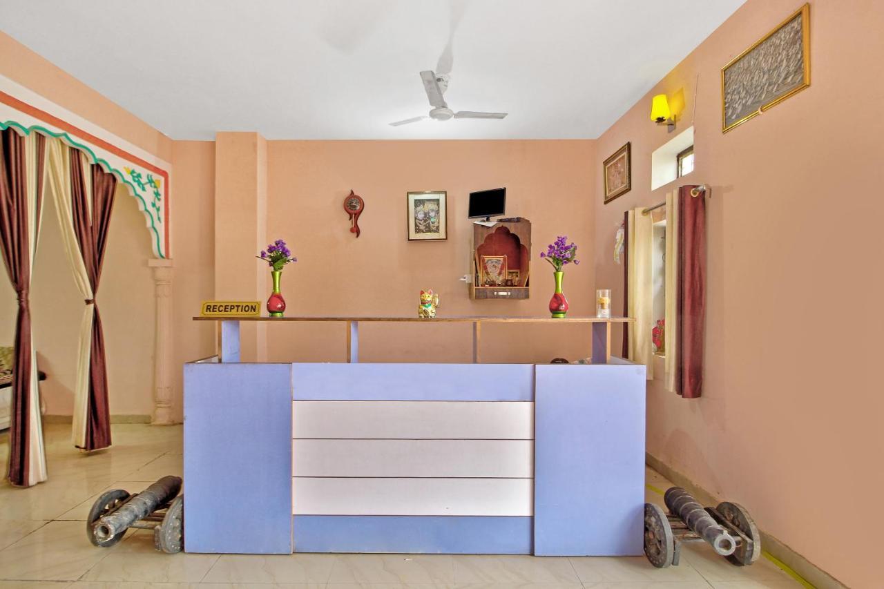 SPOT ON 40724 Kukas Guest House Jaipur Bagian luar foto
