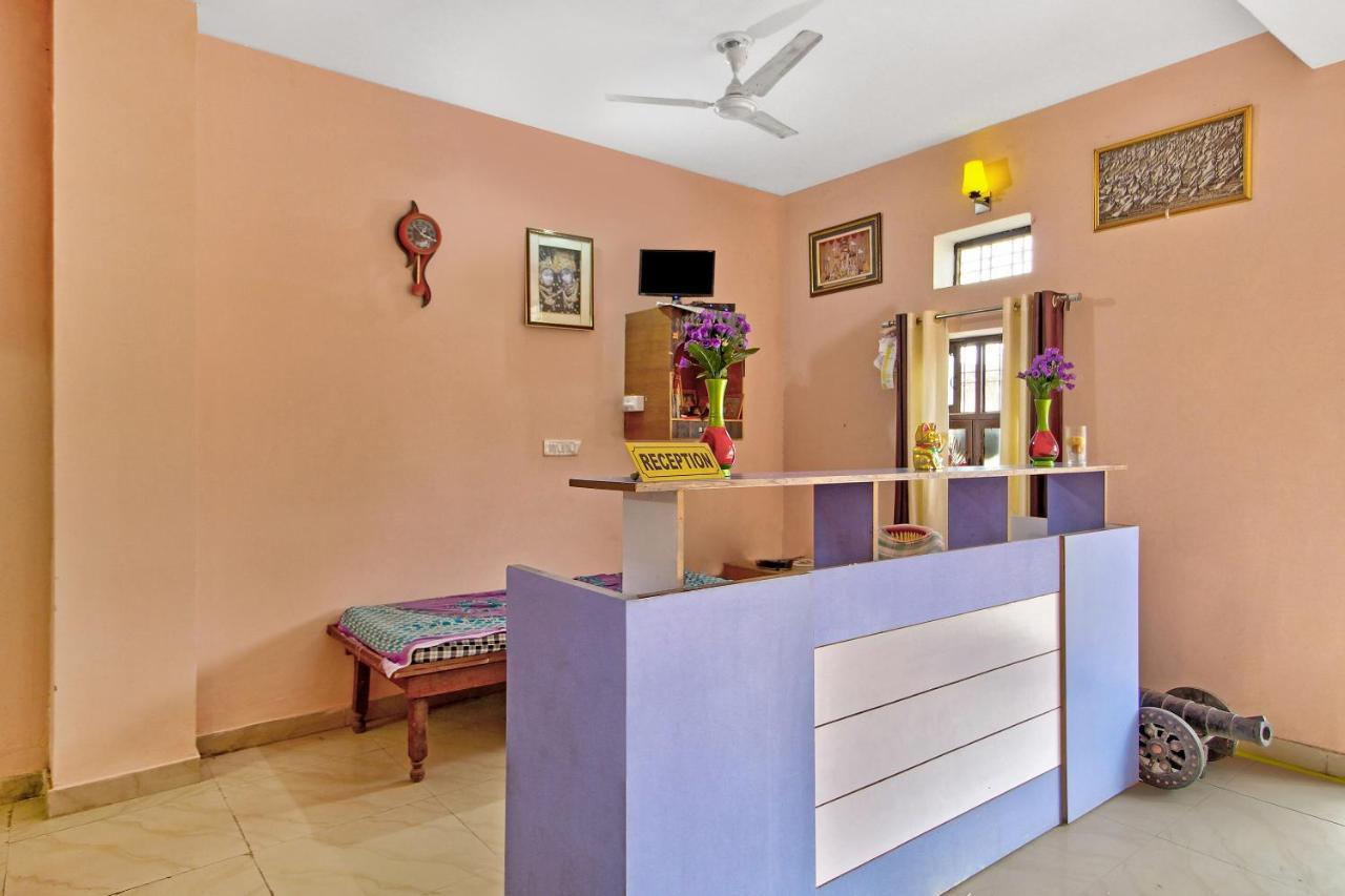 SPOT ON 40724 Kukas Guest House Jaipur Bagian luar foto