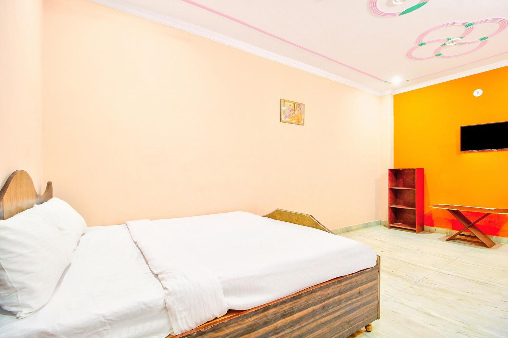 SPOT ON 40724 Kukas Guest House Jaipur Bagian luar foto